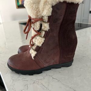 Sorel women’s Joan of Arctic Wedge Shearling Boot